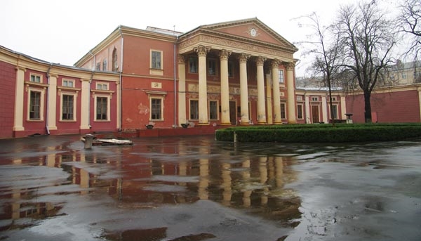 Одесский художественный музей отмечает день рождения