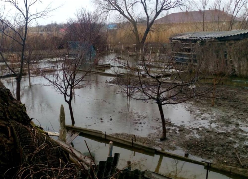 Дворы жителей Одесской области из-за потепления затопило