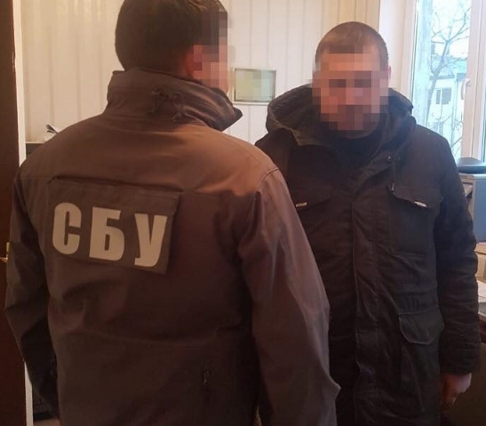 В Одессе два сотрудника банка попались на взятках 