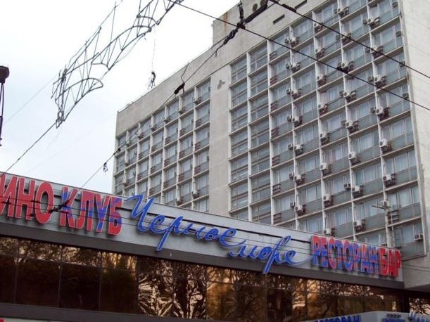 Климов продает две гостиницы в Одессе 