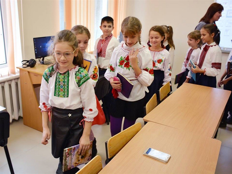 Дистанционные классы откроют во всех опорных школах Одесской области до конца учебного года