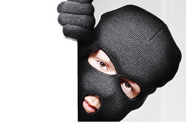 В области задержали двух квартирных воров сразу после кражи