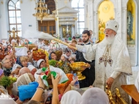 В праздник Преображения Господнего в храмах Одессы прошли божественные литургии