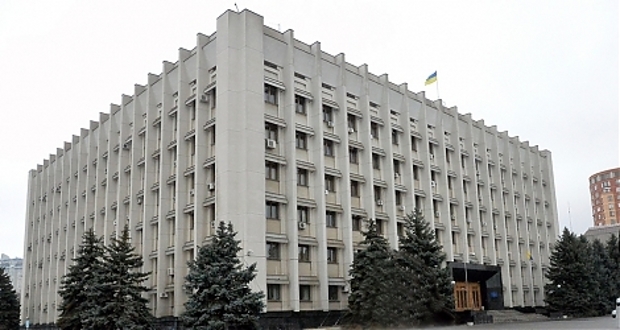 С Одесской ОГА убрали флаги ФОТО