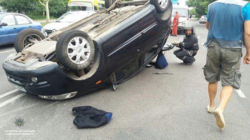 В Одессе столкнулись три автомобиля, есть пострадавшая