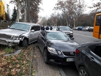 На проспекте Шевченко во время ДТП пострадали четыре легковушки