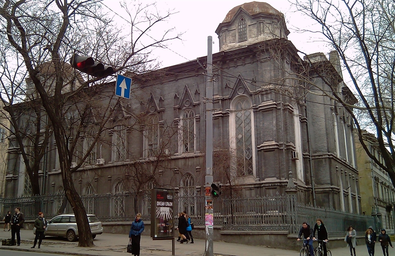 Здание Одесского облархива передали иудейской общине под крики «ганьба»