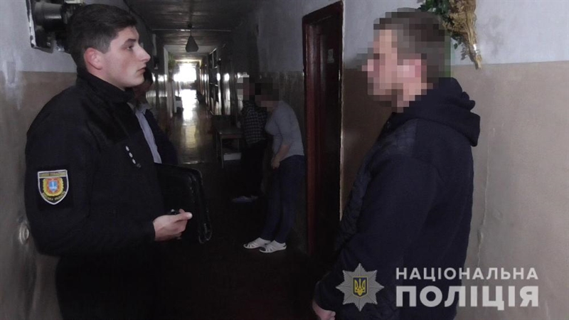 В Подольске ссора между соседями по общежитию закончилась госпитализацией для одного и арестом для другого
