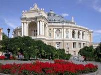 Работникам Одесского оперного театра выплатили долги по зарплате