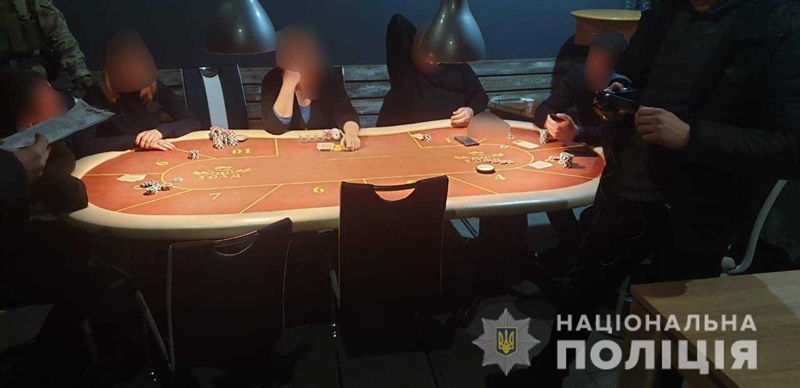 За две недели полицейские пресекли деятельность  112 игорных заведений 