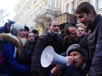 Суббота в Одессе: Милиция, столкновения и активисты в фотографиях