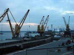 Одесские налоговики задержали контрабандное топливо 