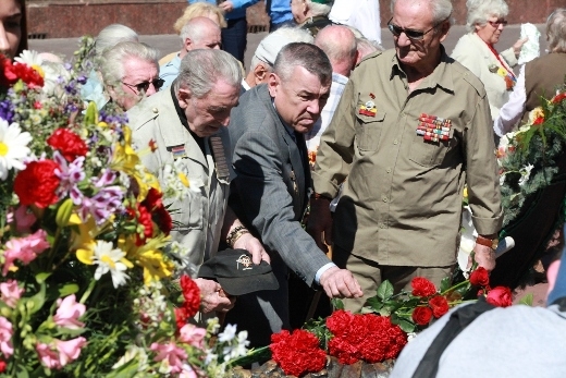 Одесситы почтили память погибших в Великой Отечественной войне ФОТО