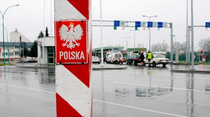 Польша может открыть границы в середине июня