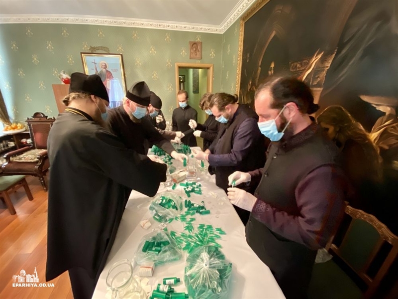 В Свято-Ильинском монастыре начали изготовление бесплатных антисептиков 