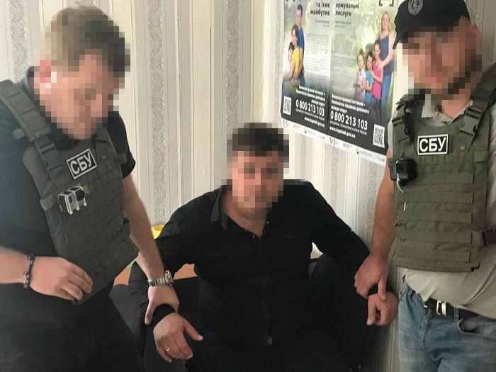 В Одесской области два сотрудника исполнительной службы попались на взятке