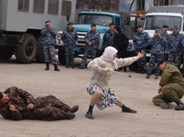 «Бабушка Рембо»: Одесская пенсионерка избила вооруженного грабителя