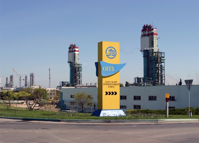 Одесский припортовый завод возобновил поставки аммиака и карбамида на внутренний и международные рынки