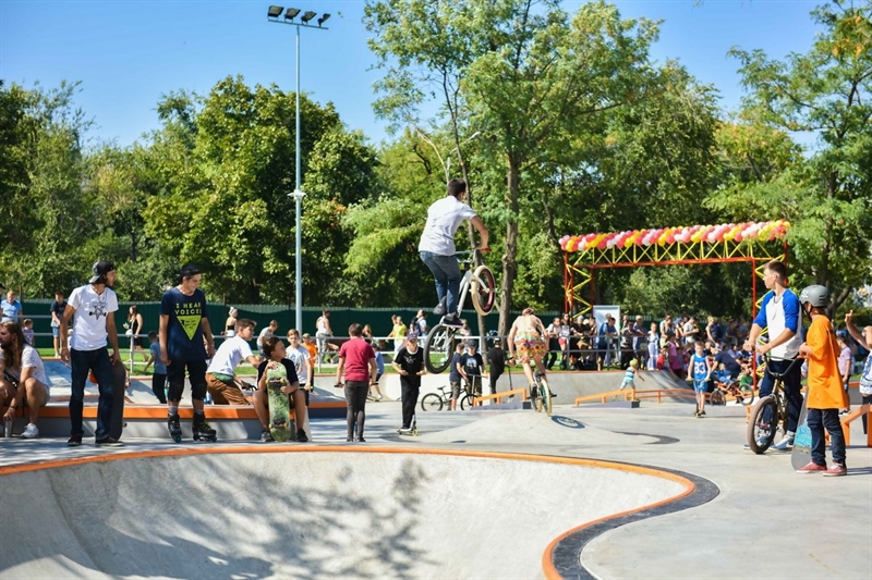 В Одессе открылся самый большой в Украине скейт-парк
