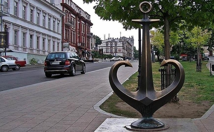 В Одесі не планують міняти логотип міста "Якір-серце"