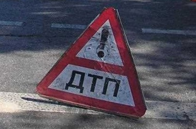 Спасатели предотвратили утечку газа из авто, попавших в ДТП