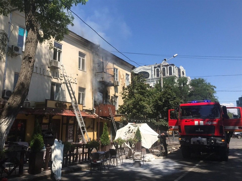 Из-за пожара в доме на ул.Бунина без крова остались 38 человек