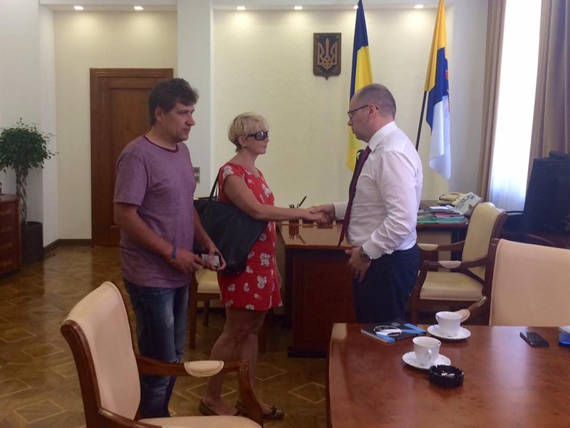Глава Одесской ОГА встретился с общественницей Светланой Подпалой