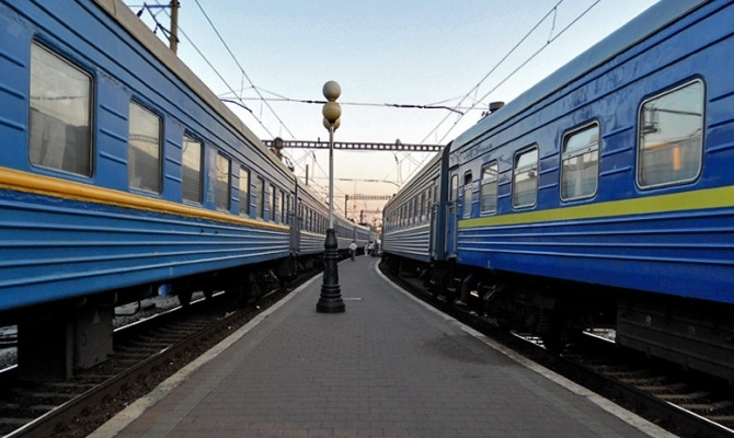 Из Одессы в Днепр до сентября запустили дополнительный поезд