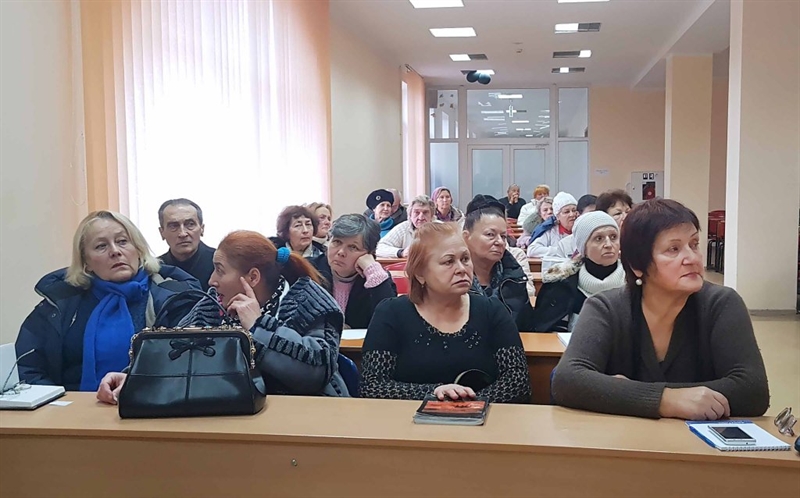 Более 100 студентов-пенсионеров будут изучать компьютерную грамоту