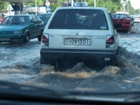 В одесских трубах плещется вода: Одесситы делятся впечатлениями о потопе и роддомах ЭКСКЛЮЗИВНОЕ ВИДЕО