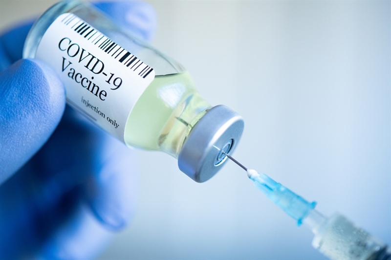 За выходные около 8 тысяч одесситов получили прививку от COVID-19
