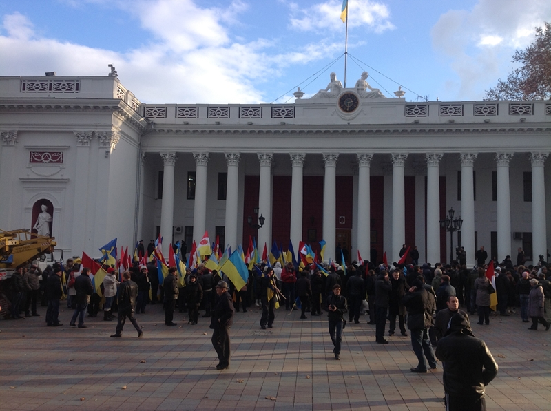 Митинг на Думской: Команду уходить директор не давал ФОТО