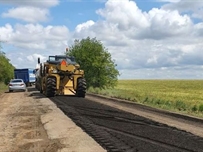 В Саратском районе приступили к обустройству участка дороги местного значения