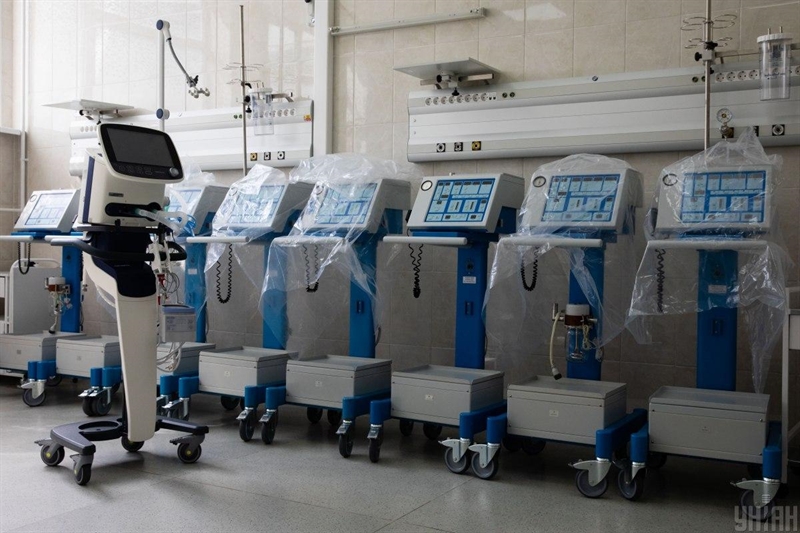 Минздрав планирует закупить около 200 аппаратов искусственной вентиляции легких отечественного производства