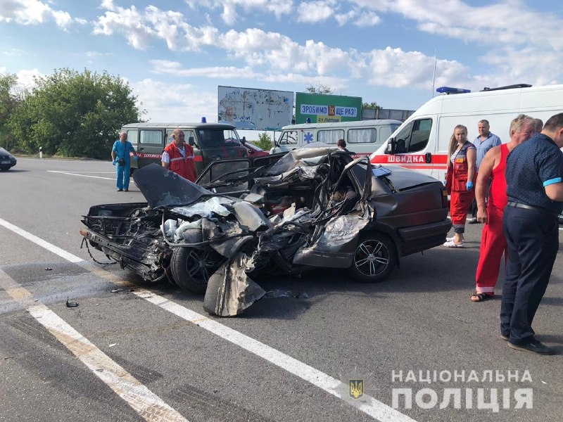 В аварии в Белгород-Днестровском районе погибли четыре человека