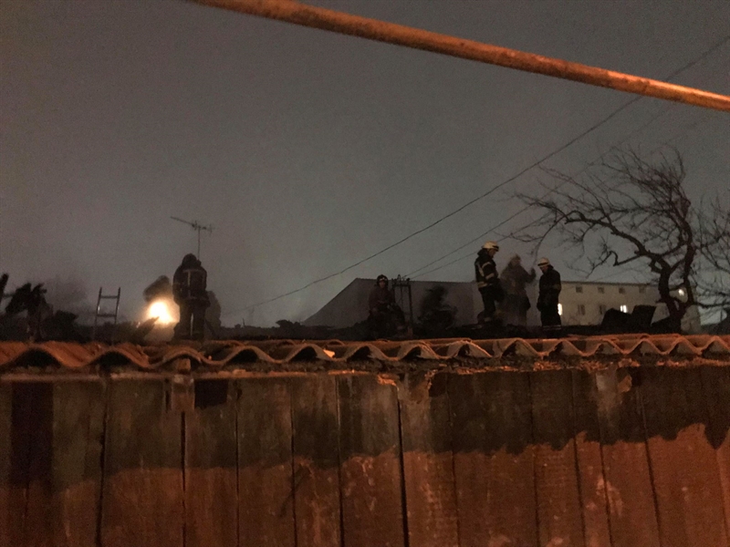 В Одессе спасатели ликвидировали возгорание жилого дома и гаража