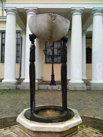 В Одессе заработал фонтан возле Воронцовского дворца 