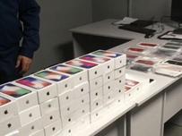 В аэропорту Одессы пограничники обнаружили 43 IPHONE X