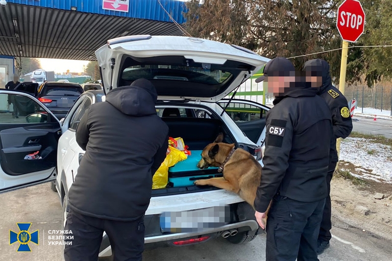 СБУ та ДБР спільно з офісом генпрокурора проводять спецоперацію на Одеській митниці