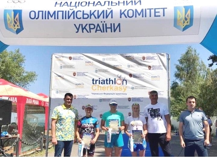 Одесские спортсмены стали призёрами турнира по триатлону