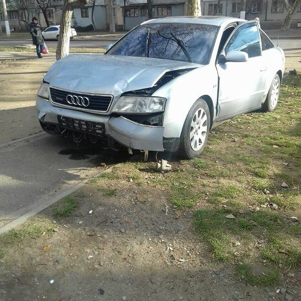 Возле Киевского суда в Одессе произошла стрельба и погоня