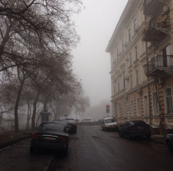 В Одессе туман и штормовое предупреждение ФОТО