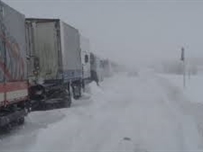 В Одесской области движение транспорта ограничено по основным трассам, - спасатели