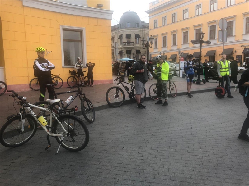 После голосования участники Одесской общественной организации отправились на велозаезд