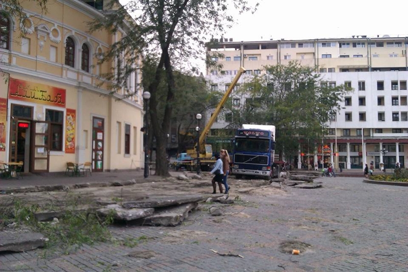 В центре Одессы начался демонтаж дороги ФОТО