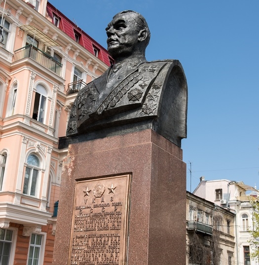 Памятник маршалу-освободителю Малиновскому восстановлен