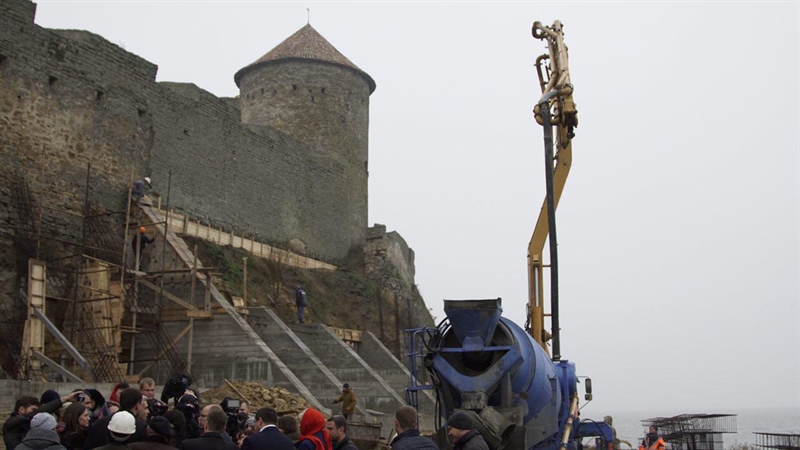 Строители отстают от графика реконструкции Аккерманской крепости