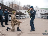 Одесская патрульная получила предложение руки и сердца в День всех Влюбленных