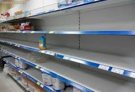 В одесских магазинах продукты исчезают с полок 