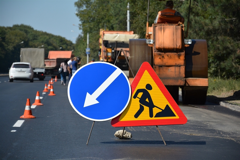 В Одессе продолжается ремонт дорог: адреса на 27 апреля